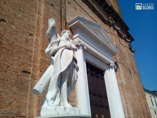 Restauro portale in marmo chiesa