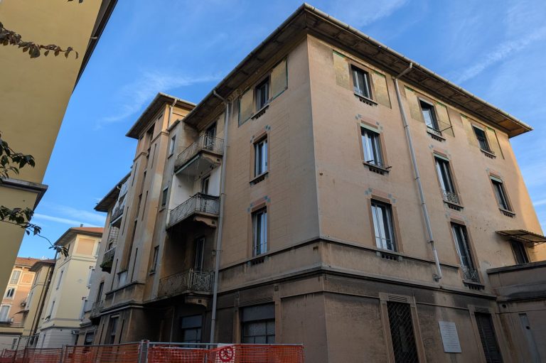 Restauro facciate storiche Via Solari 40 Milano